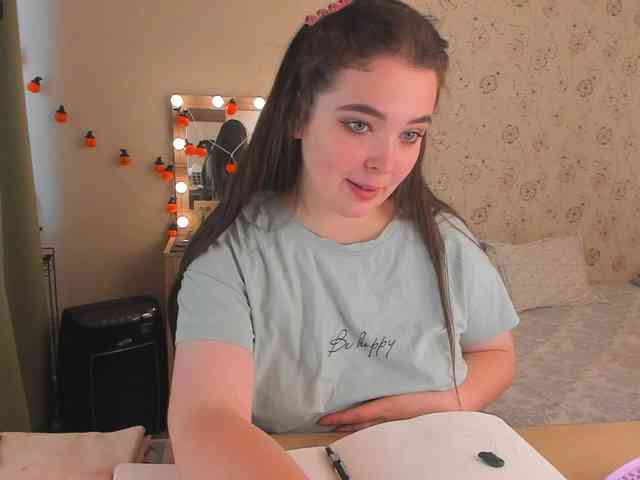 Alicenextdoor webcam