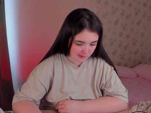 Alicenextdoor webcam