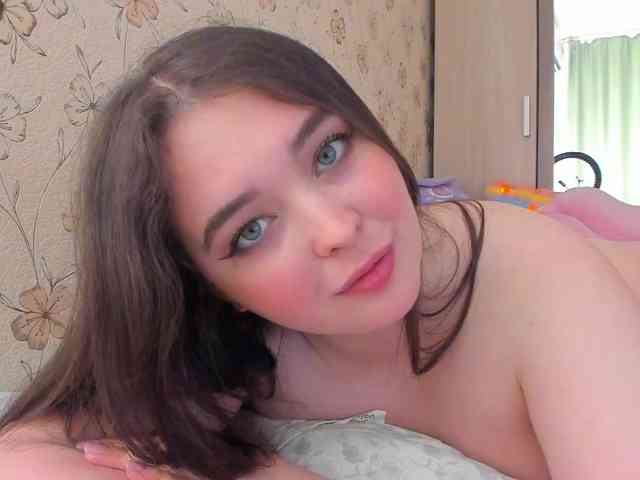 Alicenextdoor webcam