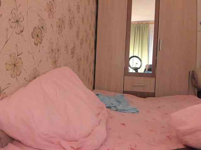 Alicenextdoor webcam