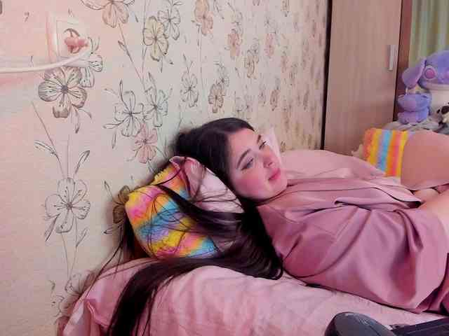 Alicenextdoor webcam