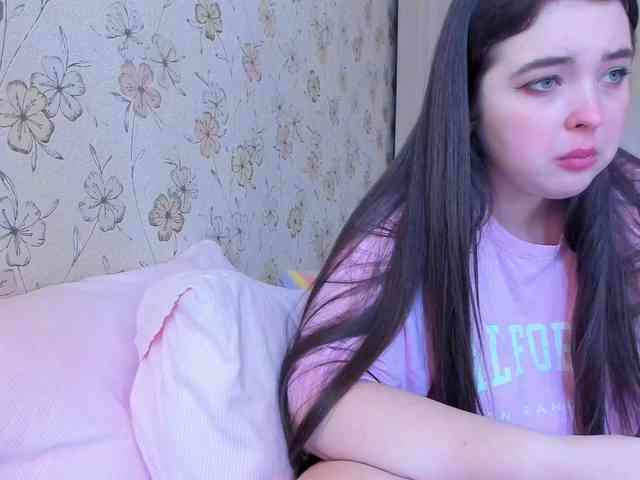 Alicenextdoor webcam