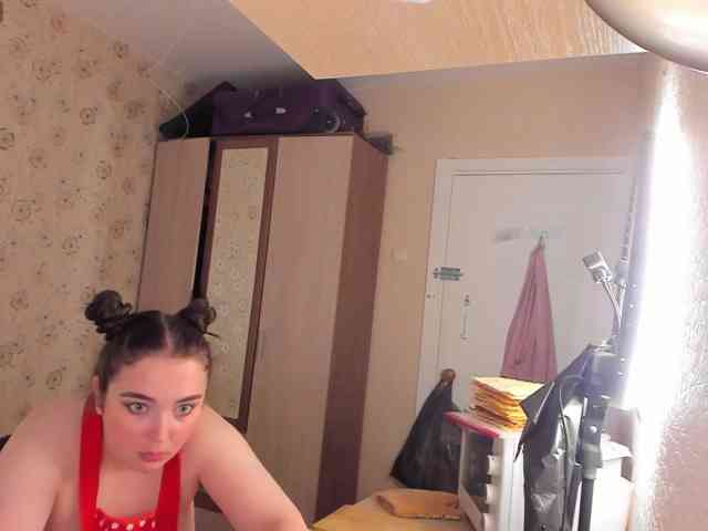Alicenextdoor webcam