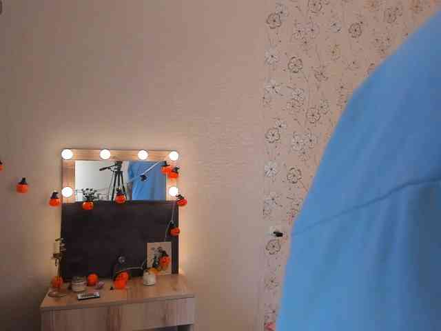 Alicenextdoor webcam