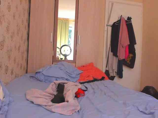 Alicenextdoor webcam