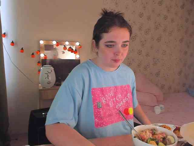 Alicenextdoor webcam