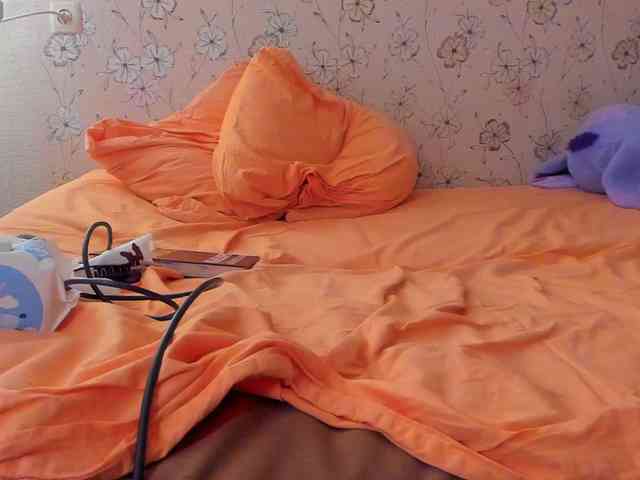 Alicenextdoor webcam