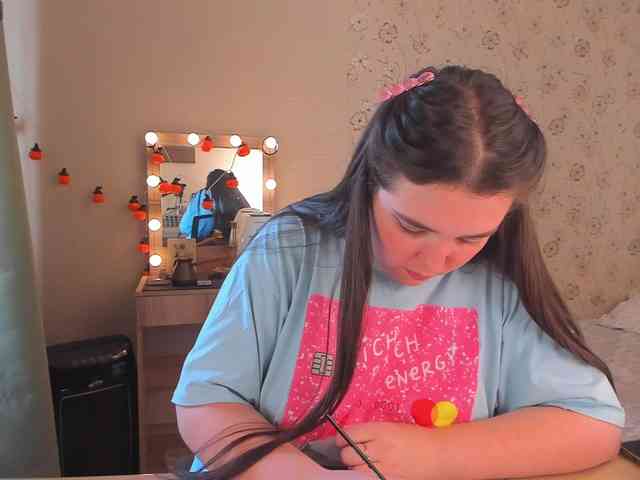 Alicenextdoor webcam
