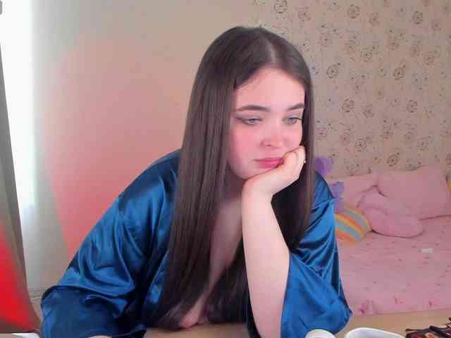 Alicenextdoor webcam