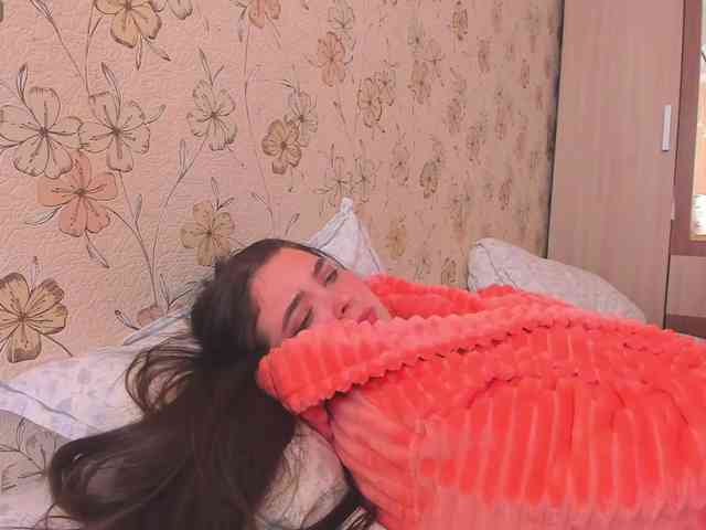 Alicenextdoor webcam