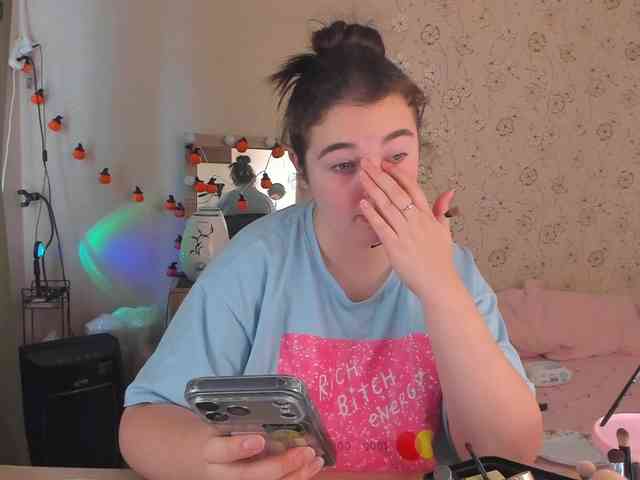 Alicenextdoor webcam