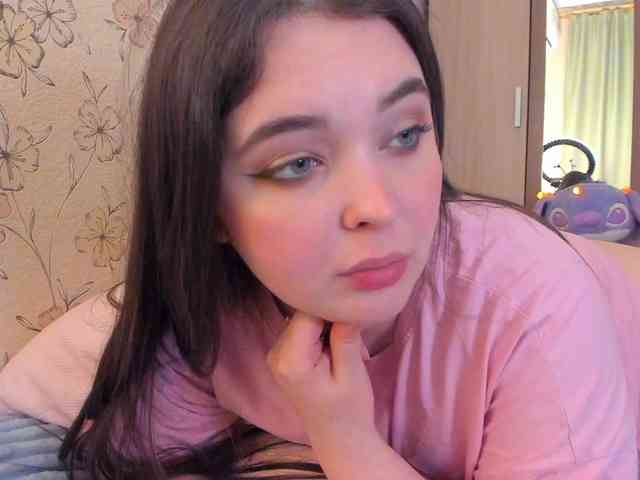 Alicenextdoor webcam