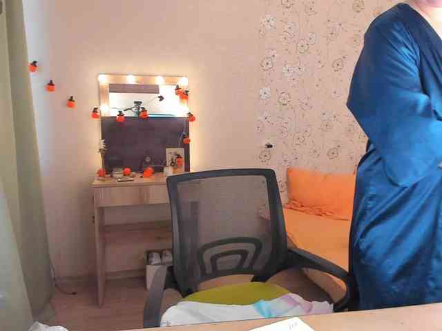 Alicenextdoor webcam