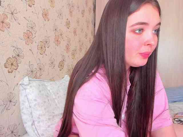 Alicenextdoor webcam