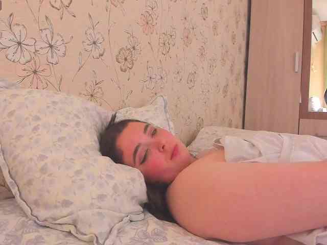 Alicenextdoor webcam