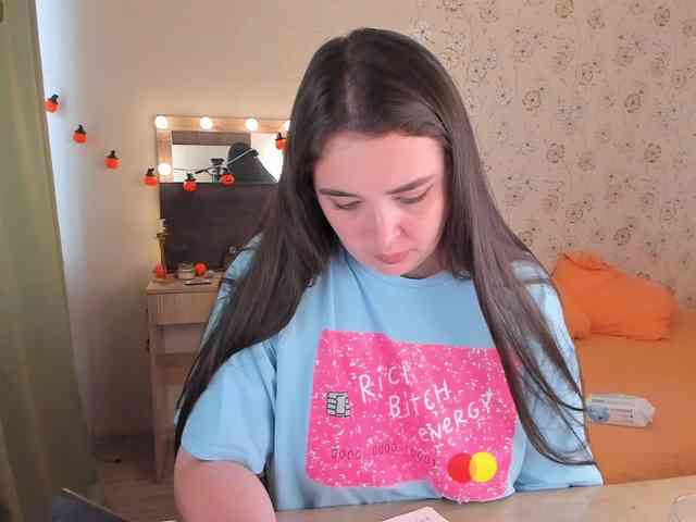 Alicenextdoor webcam