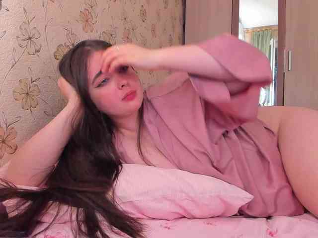 Alicenextdoor webcam