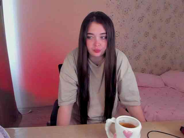 Alicenextdoor webcam