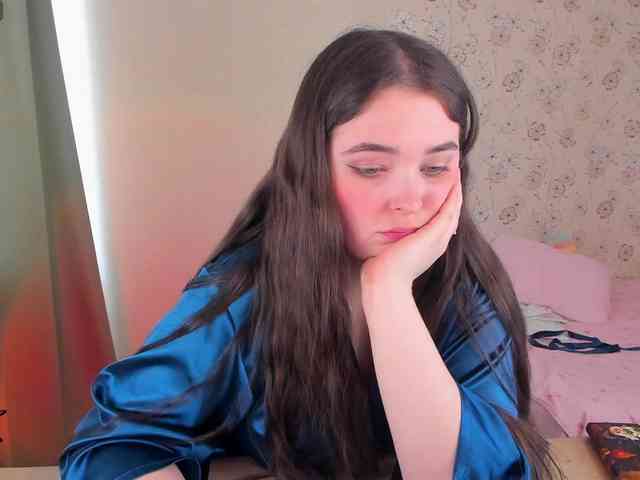 Alicenextdoor webcam