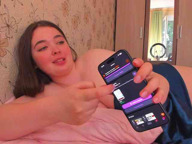 Alicenextdoor webcam