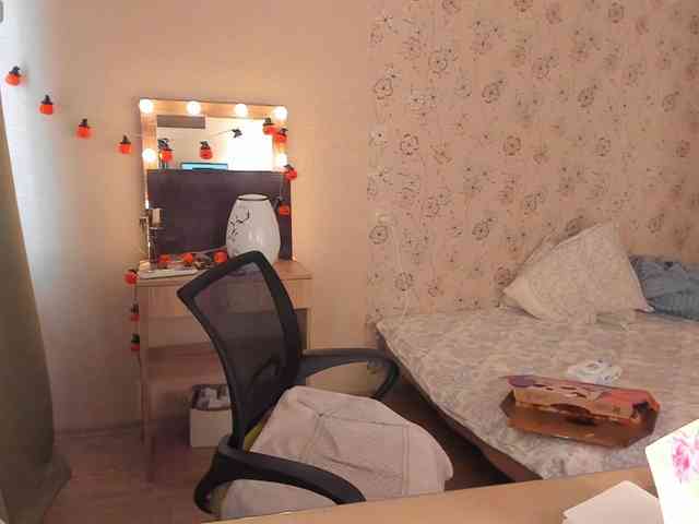 Alicenextdoor webcam