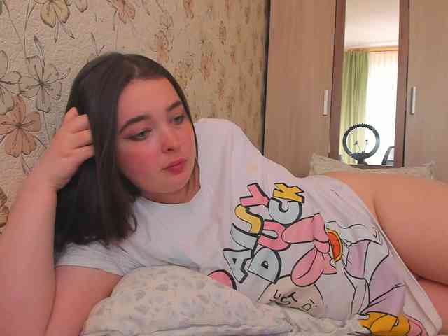Alicenextdoor webcam