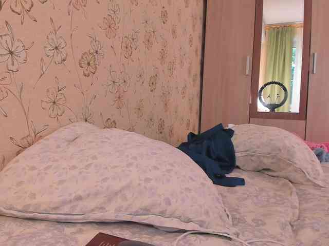 Alicenextdoor webcam