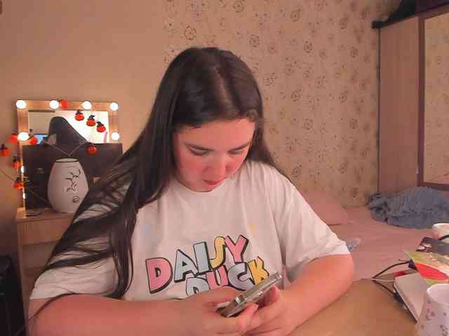 Alicenextdoor webcam