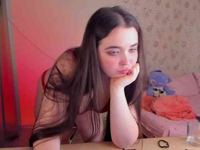 Alicenextdoor webcam