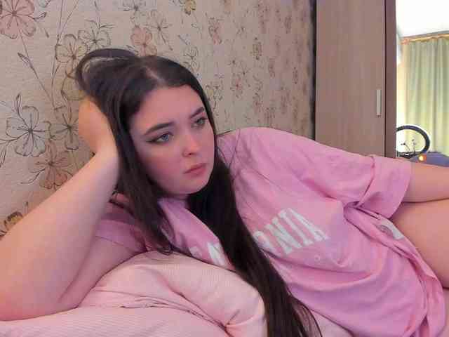 Alicenextdoor webcam