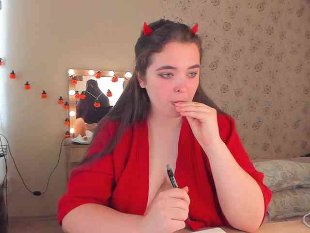 Alicenextdoor webcam