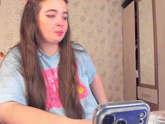 Alicenextdoor webcam