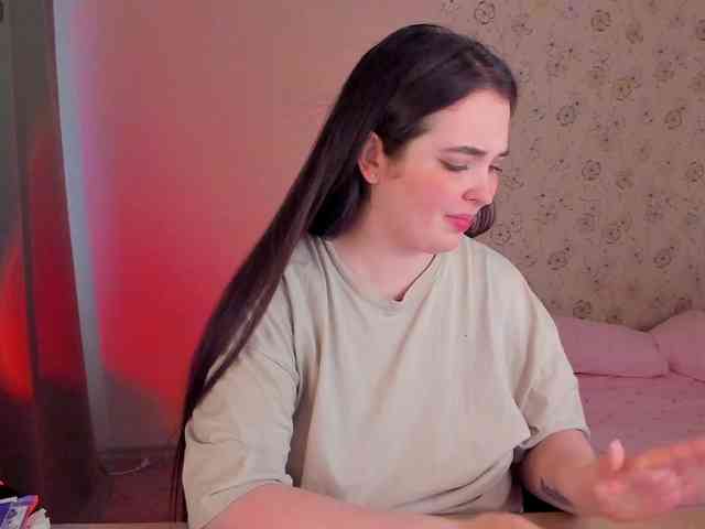 Alicenextdoor webcam