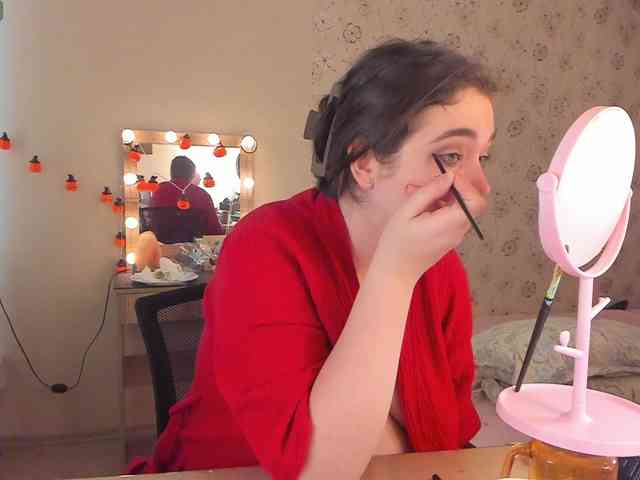Alicenextdoor webcam