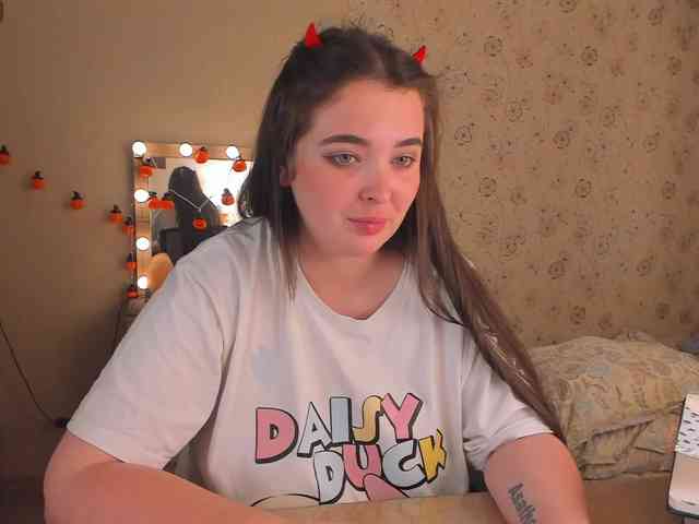 Alicenextdoor webcam