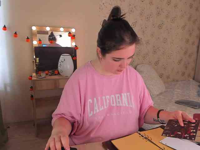 Alicenextdoor webcam