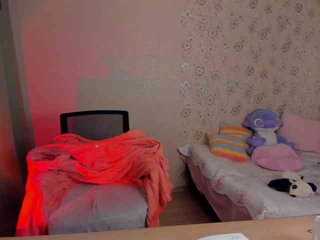 Alicenextdoor webcam