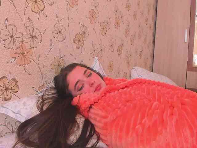 Alicenextdoor webcam