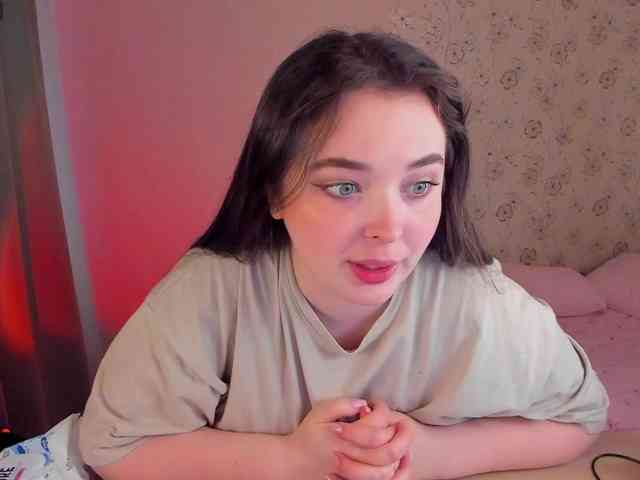 Alicenextdoor webcam