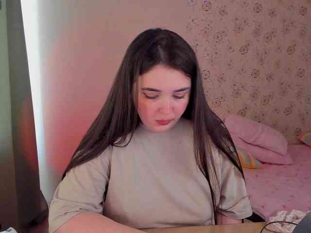 Alicenextdoor webcam