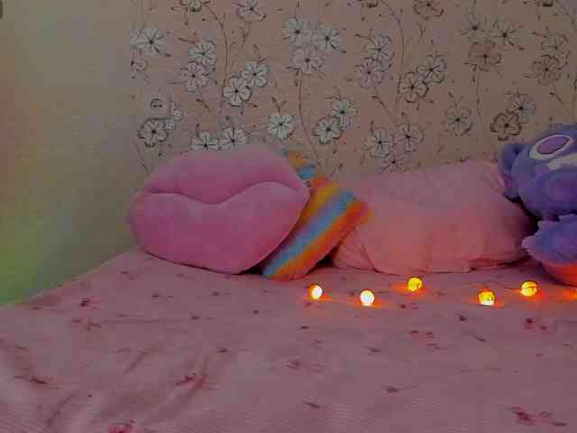 Alicenextdoor webcam