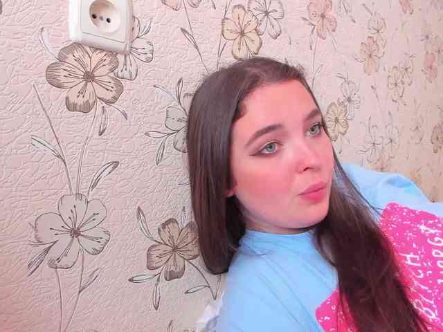 Alicenextdoor webcam