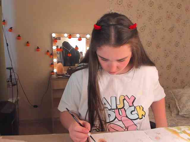 Alicenextdoor webcam