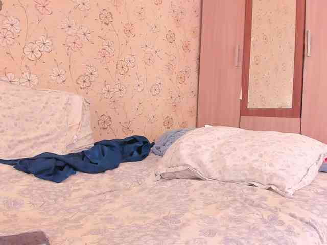 Alicenextdoor webcam