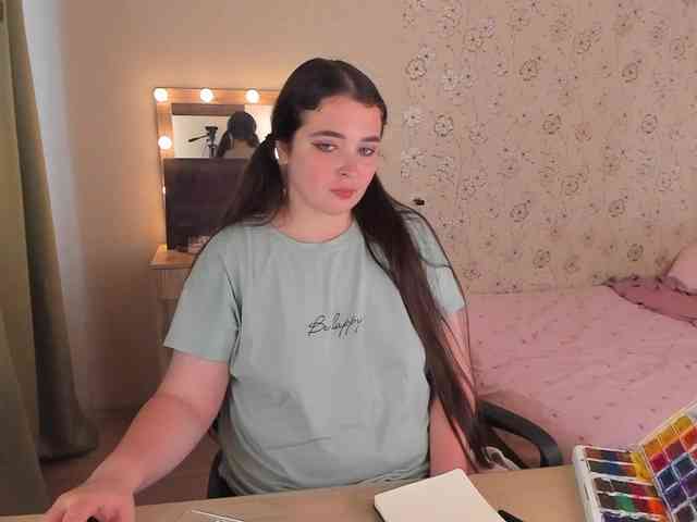 Alicenextdoor webcam