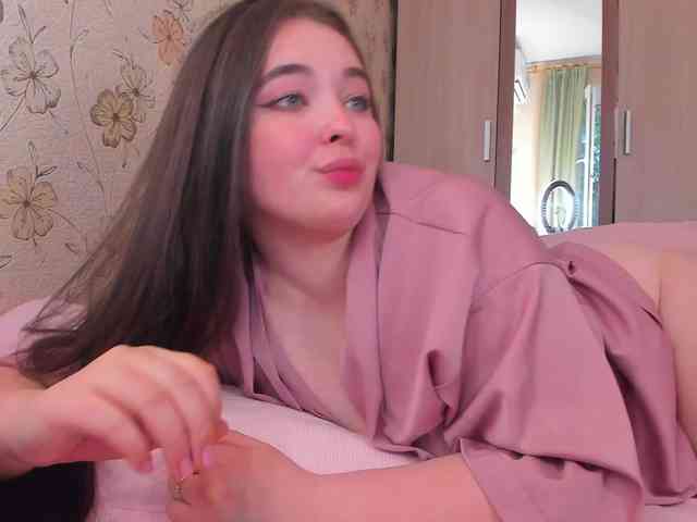 Alicenextdoor webcam