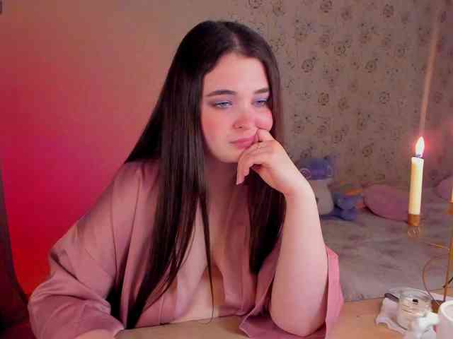 Alicenextdoor webcam