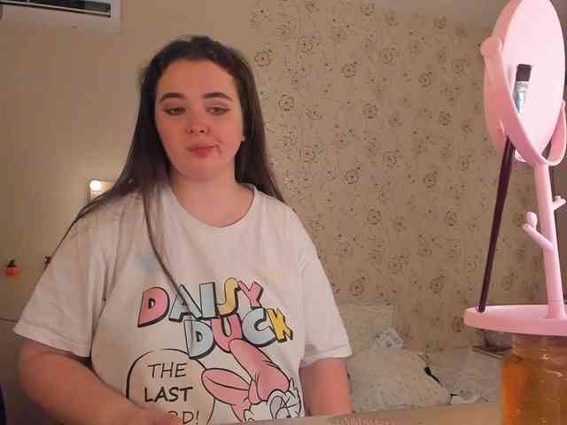 Alicenextdoor webcam