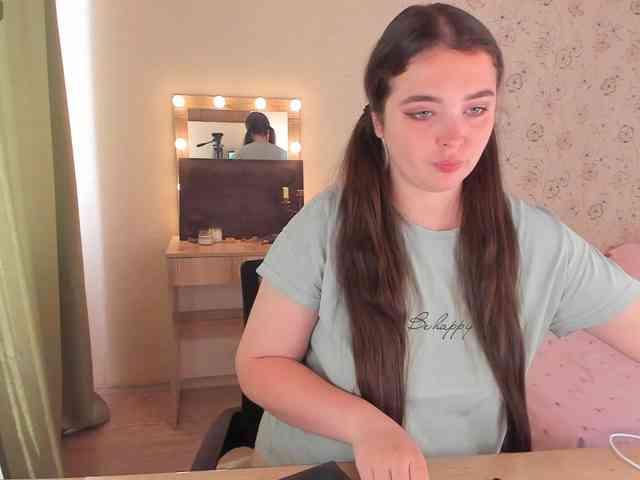 Alicenextdoor webcam