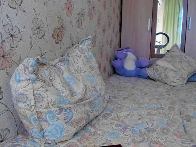 Alicenextdoor webcam
